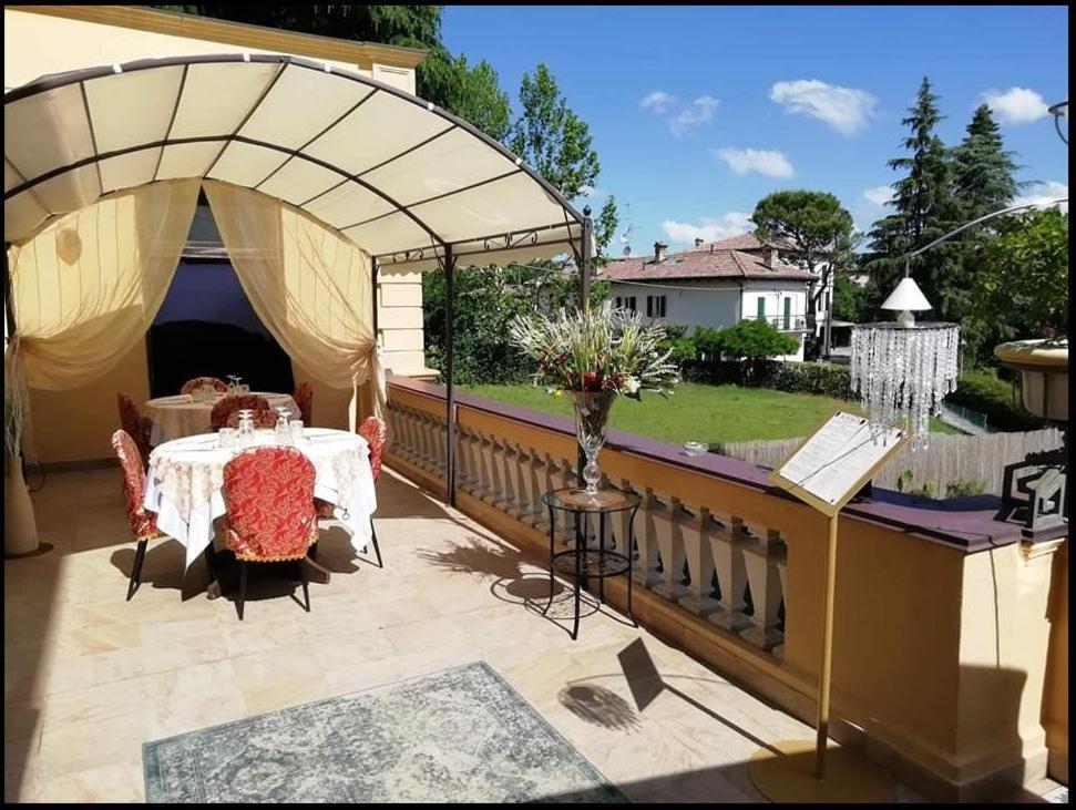 Villa Evelina Club Valsamoggia Bagian luar foto